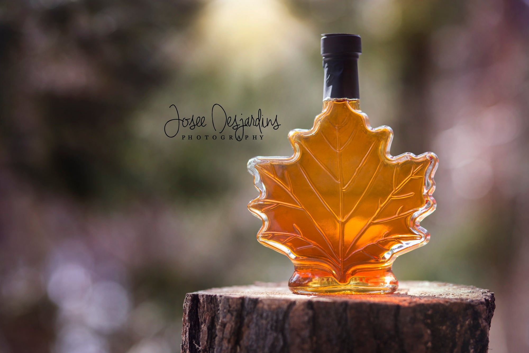Maple shape bottle